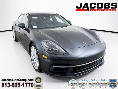 2020 Porsche Panamera 4