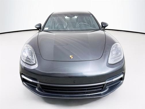 2020 Porsche Panamera 4