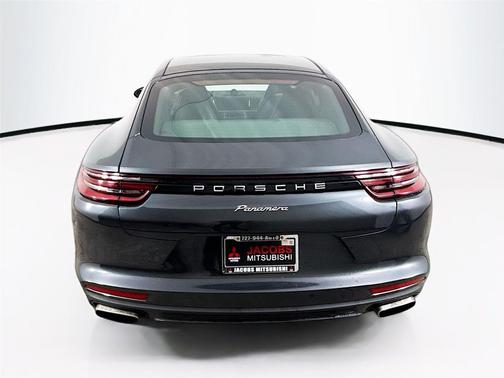 2020 Porsche Panamera 4