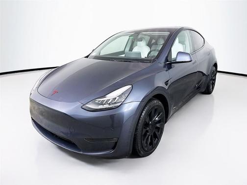 2022 Tesla Model Y Long Range Dual Motor All-Wheel Drive