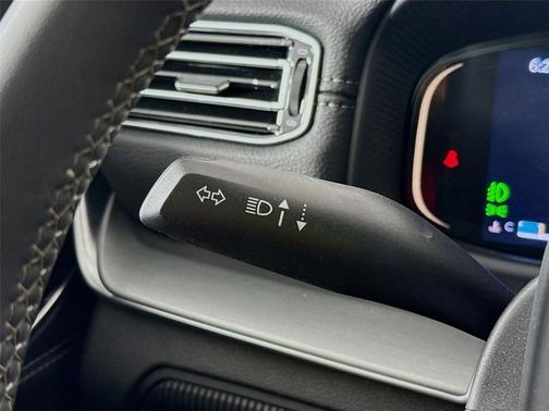 Bright White Clearcoat 2023 Jeep Wagoneer Series II Carbide 4x2