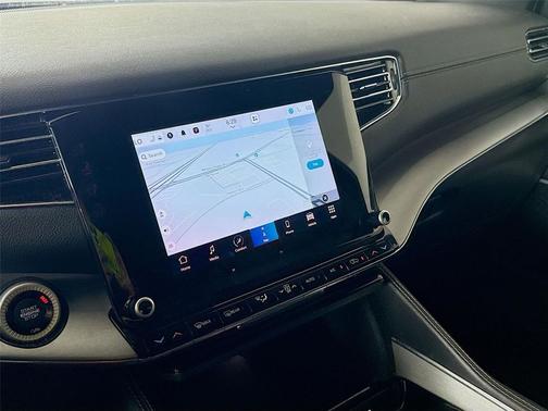 Bright White Clearcoat 2023 Jeep Wagoneer Series II Carbide 4x2