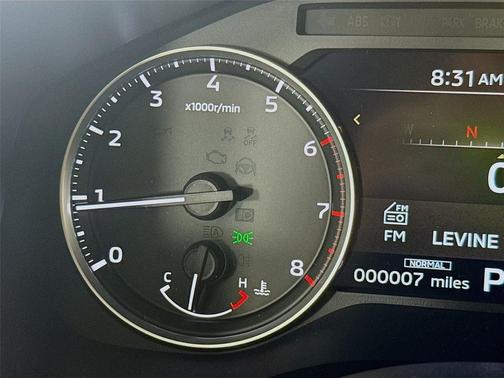 White Diamond 2026 Mitsubishi Outlander SE