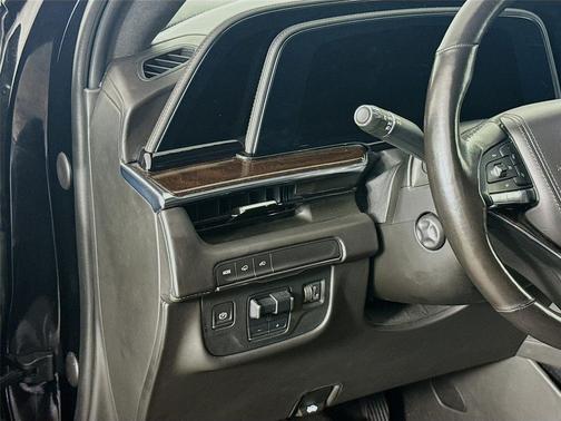 2023 Cadillac Escalade ESV Premium Luxury Platinum