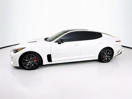 2023 Kia Stinger GT-Line