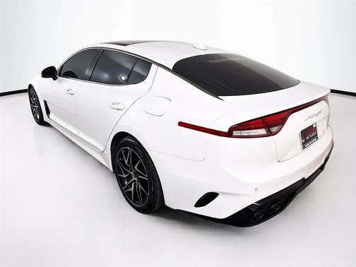 2023 Kia Stinger GT-Line