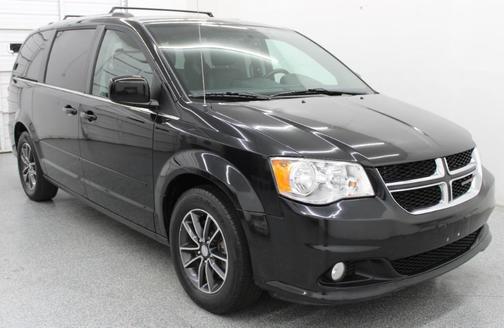 Black 2016 Dodge Grand Caravan SXT