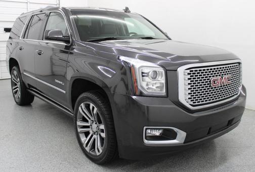 Gray 2017 GMC Yukon Denali