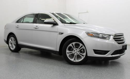 Silver 2018 Ford Taurus SEL