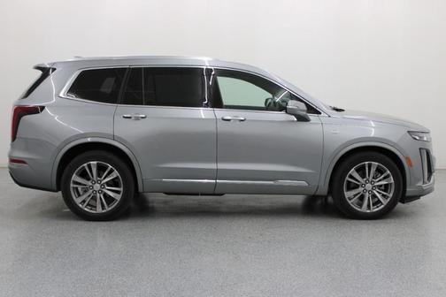 2025 Cadillac XT6 Premium Luxury FWD