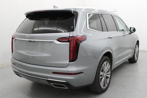 2025 Cadillac XT6 Premium Luxury FWD