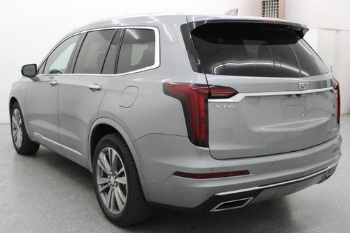 2025 Cadillac XT6 Premium Luxury FWD