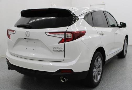 White 2019 Acura RDX Advance Package