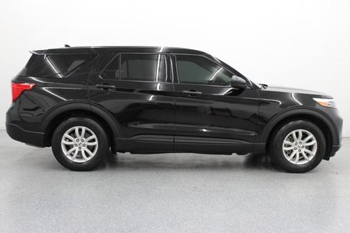 2020 Ford Explorer Base