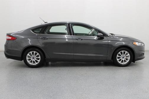 2015 Ford Fusion S