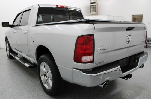 2016 RAM 1500 SLT
