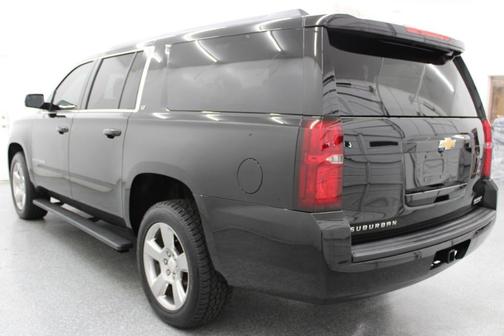 2016 Chevrolet Suburban LT
