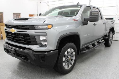 2025 Chevrolet Silverado 2500 Custom