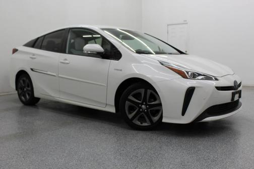 2019 Toyota Prius XLE