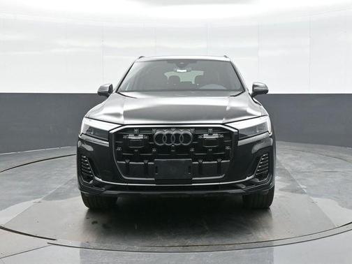 2025 Audi Q7 Premium Plus 45 TFSI quattro Tiptronic