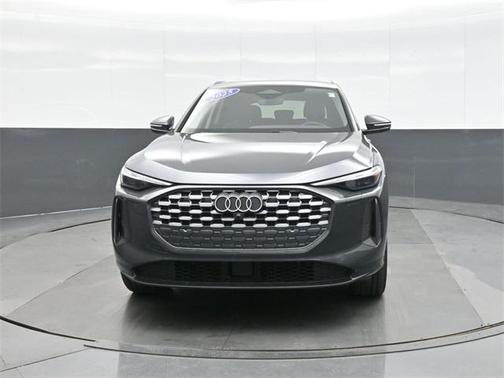 2025 Audi Q5 Premium TFSI quattro S tronic