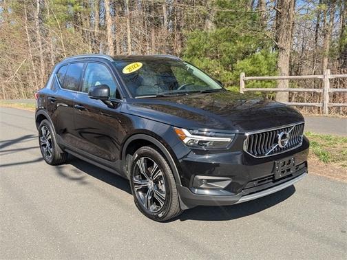 2022 Volvo XC40 T5 AWD Inscription