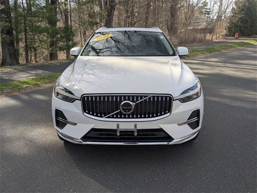 2022 Volvo XC90 T6 AWD Inscription 6 Seater