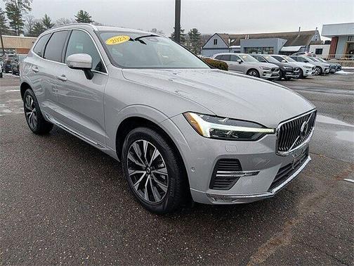 2023 Volvo XC60 Plus