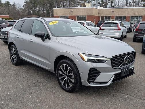 2023 Volvo XC60 Plus