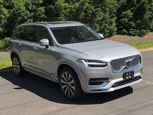 Silver 2024 Volvo XC90 B6 Plus Bright 7-Seater