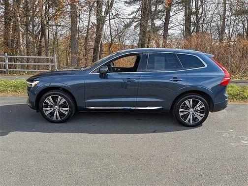 2023 Volvo XC60 Plus