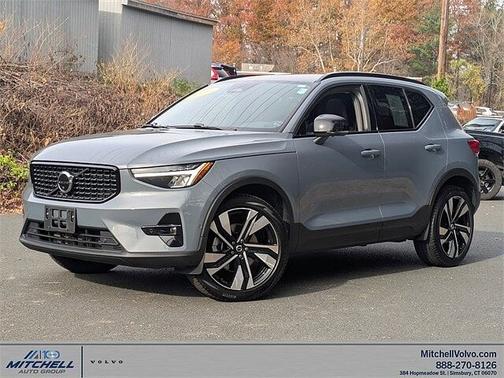 2023 Volvo XC40 Plus