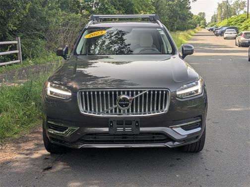 2023 Volvo XC90 Recharge Plug-In Hybrid Plus 6-Seater