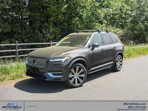 2023 Volvo XC90 Recharge Plug-In Hybrid Plus 6-Seater