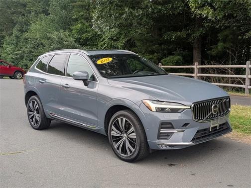 2022 Volvo XC60 B6 AWD Inscription