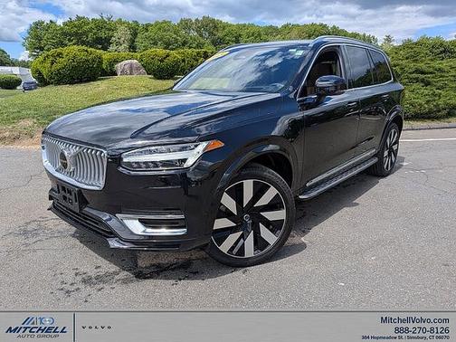 Onyx Black 2024 Volvo XC90 T8 Ultimate Bright 7-Seater