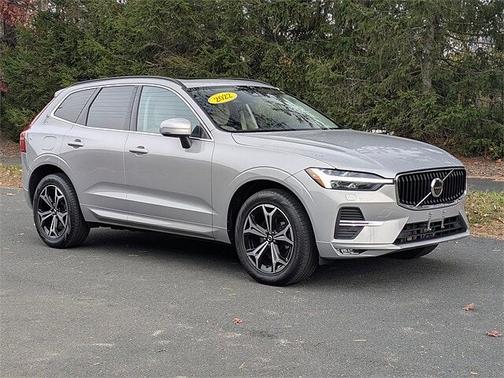 2022 Volvo XC60 B5 AWD Momentum