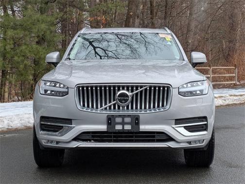 2024 Volvo XC90 B5 Plus Bright