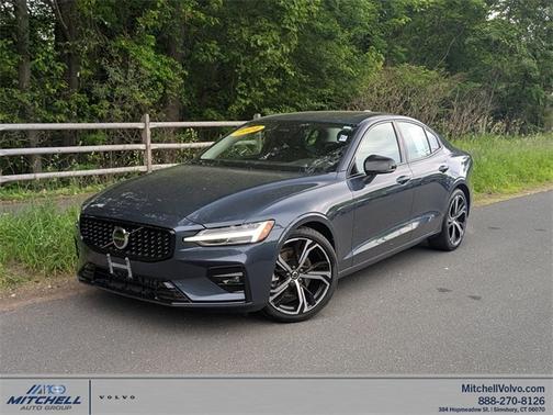 2024 Volvo S60 B5 Core Dark