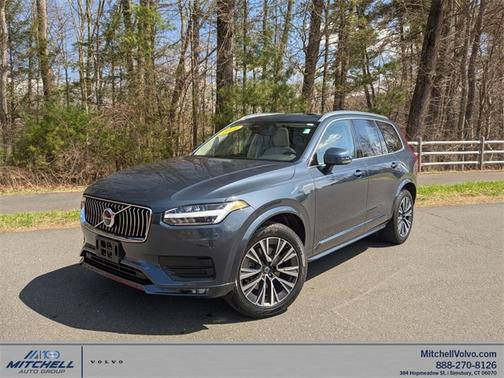 2022 Volvo XC90 T5 AWD Momentum 7 Seater