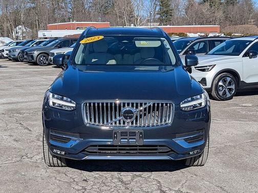 2023 Volvo XC90 Plus