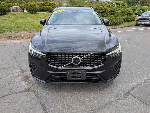 Onyx Black 2023 Volvo XC60 B5 AWD Ultimate Dark