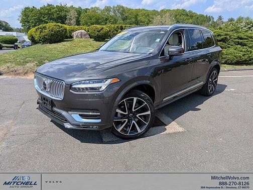 Platinum Grey 2023 Volvo XC90 Plus