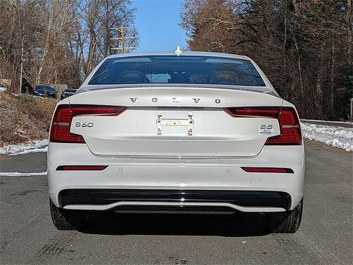 2023 Volvo S60 Core
