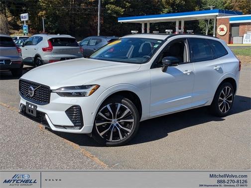 2023 Volvo XC60 B5 AWD Plus Dark