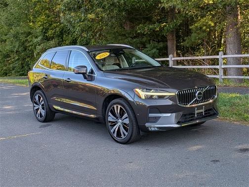 2023 Volvo XC60 B5 AWD Plus Bright
