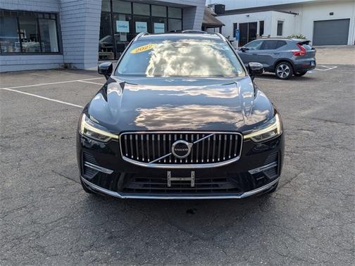 2022 Volvo XC60 B5 AWD Inscription