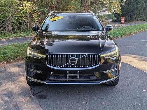 2022 Volvo XC60 B6 AWD Inscription