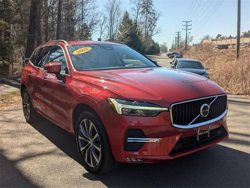 2022 Volvo XC60 B5 AWD Momentum