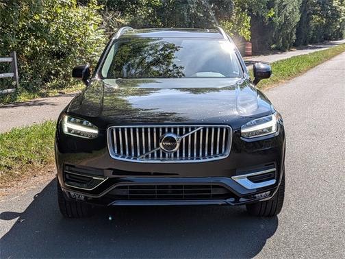 2024 Volvo XC90 B5 Core Bright